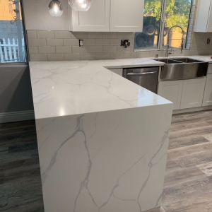 Calacatta White Quartz – Home Materials LLC